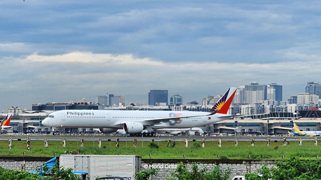 PAL A350-1000