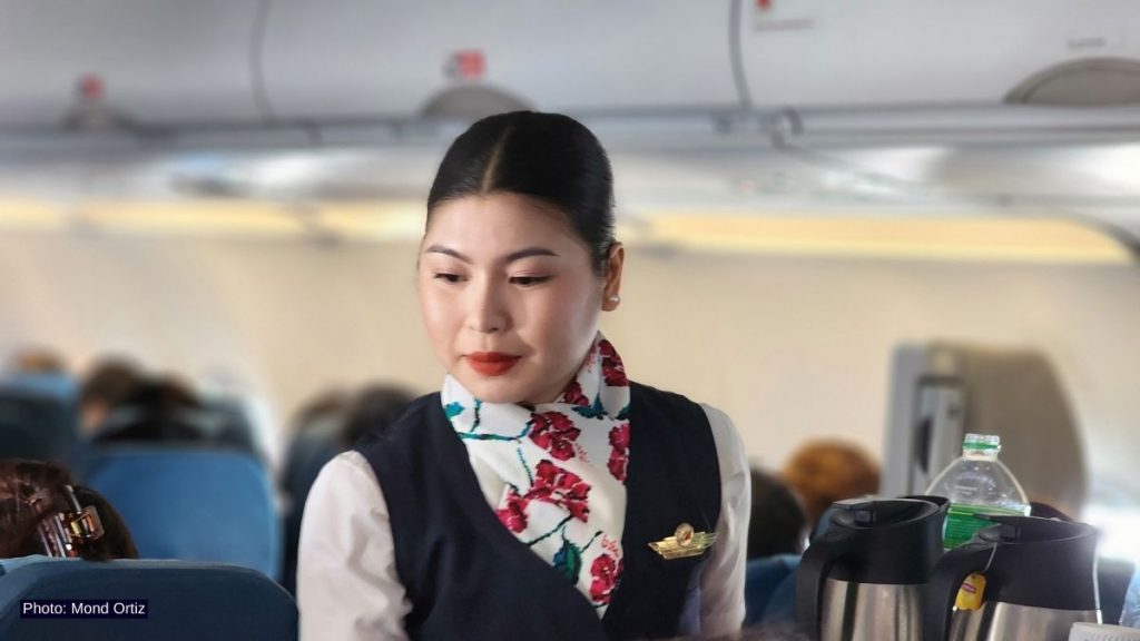 Why do you want to become a flight attendant?