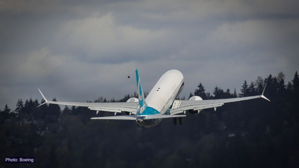 China agrees to buy 200 Boeing jets after Trump talks